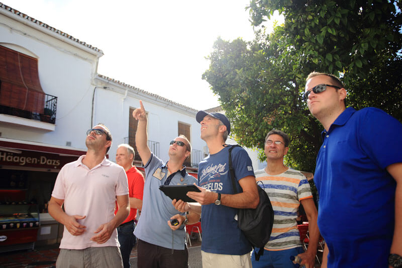 El Enigma iPad permitió a los participantes descubrir el destino en equipo y de forma divertida. gymkana con iPad exploramas enigma ipad princenton copia