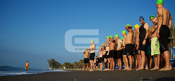 actividades-de-playa-para-empresas-exploramas-triatlon